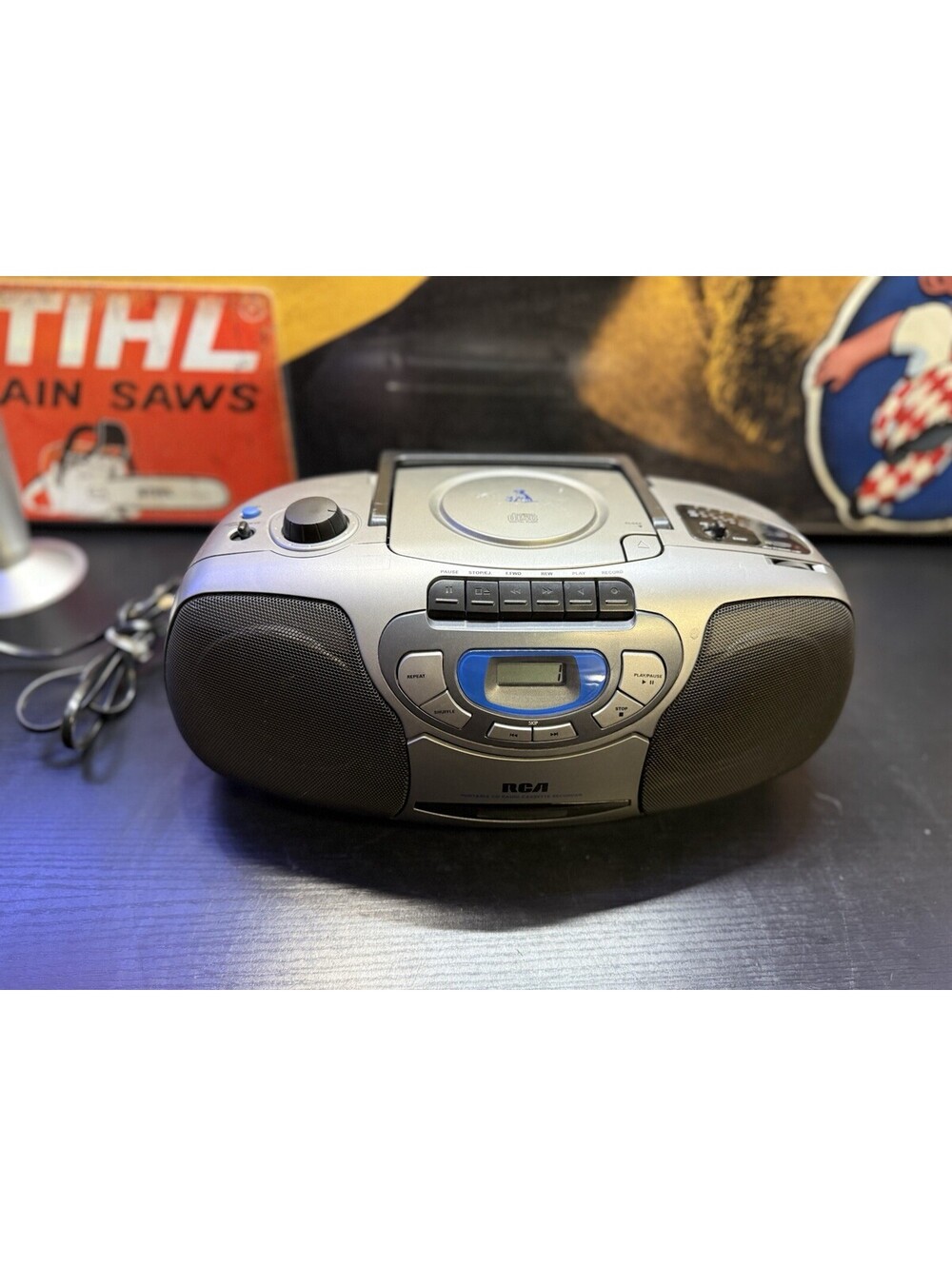 Vintage RCA RP-7968B Boombox CD Cassette Player AM FM Radio Silver